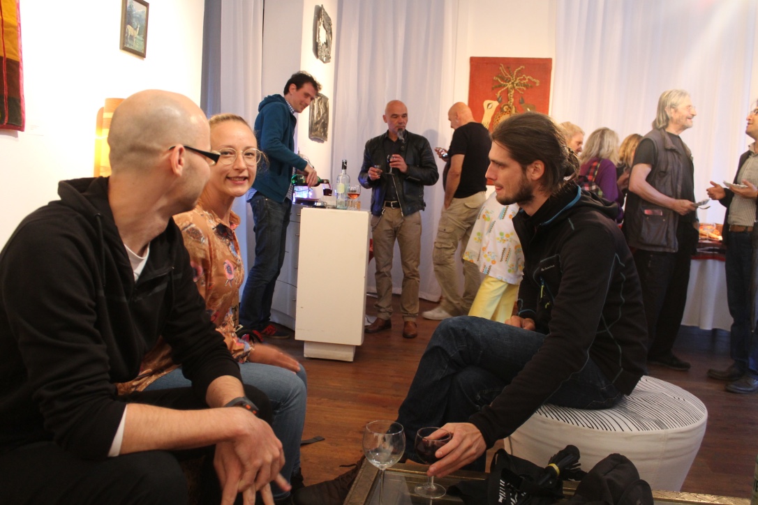 DAILY ROOM. kitsch & art